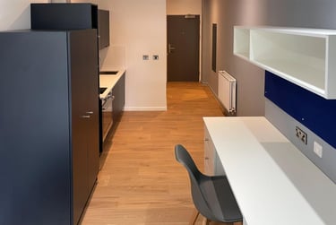 1 bed studio, Bridge Street, City Centre, Guildford, GU14SB - Image 6